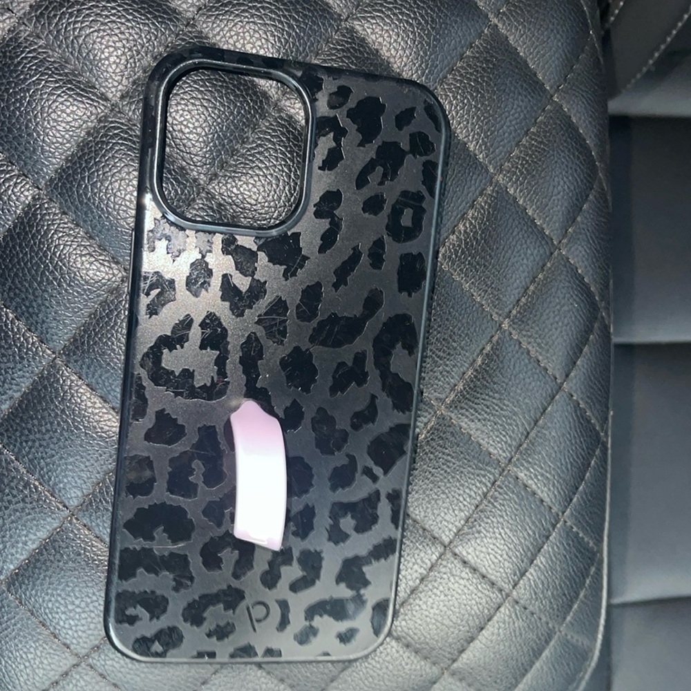 Black leopard Loopy Case